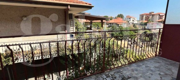 2 bedrooms Apartment in Catania, Italy No. 324306 8