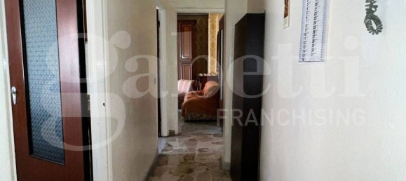 2 bedrooms Apartment in Catania, Italy No. 324306 4
