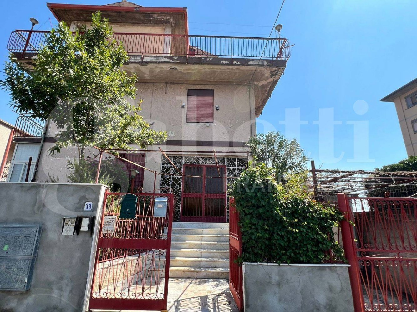 2 bedrooms Apartment in Catania, Italy No. 324306