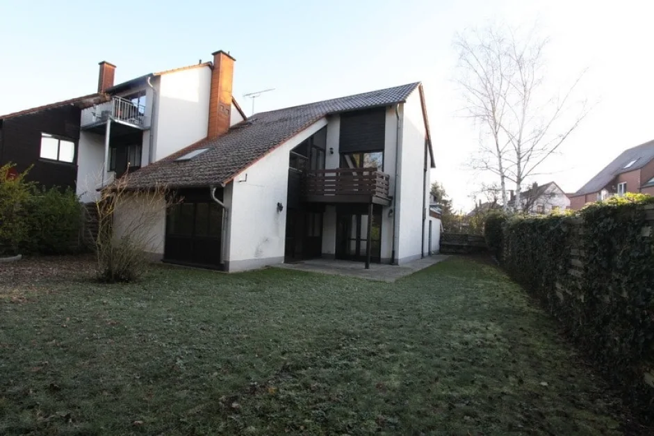 Casa de 4 habitaciónes en Kaiserslautern, Germany No. 151139