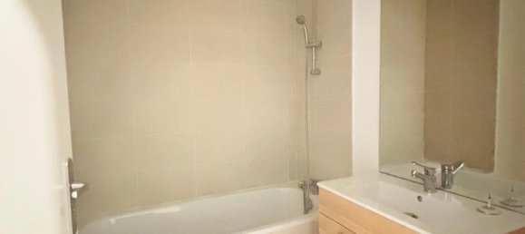 3 Schlafzimmer Wohnung in Senlis, France, Nr. 55317 14