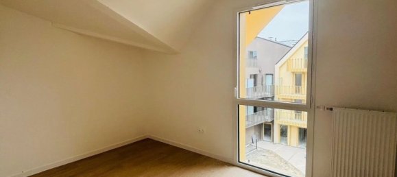 3 Schlafzimmer Wohnung in Senlis, France, Nr. 55317 10