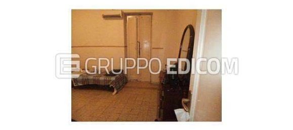 4-salle Appartement à Bari, Italy No. 261032 2