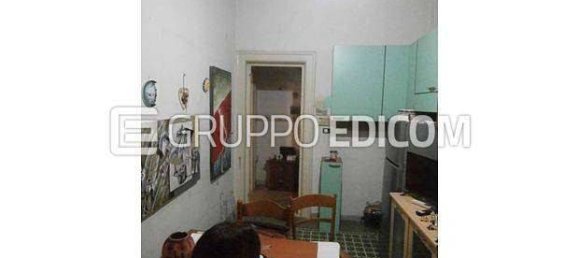 4-salle Appartement à Bari, Italy No. 261032 3
