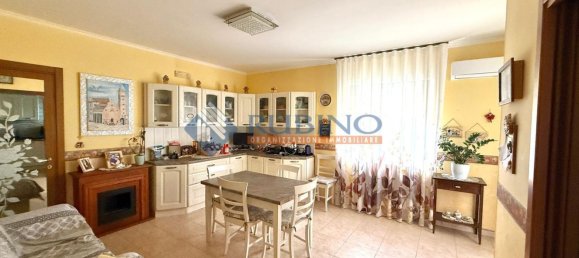 5 chambres Appartement à Trani, Italy No. 380727 3