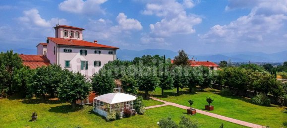 12 Schlafzimmer Villa in Quarrata, Italy, Nr. 206174 17