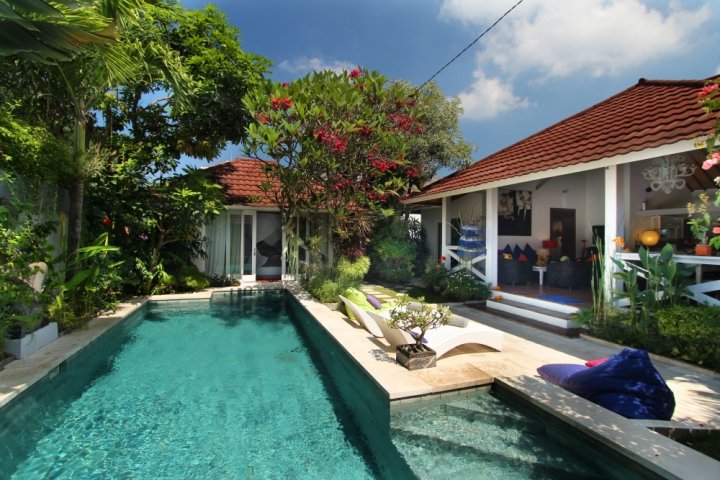 4 dormitorios villa en alquiler en Seminyak, Badung, Bali, Indonesia № 3393