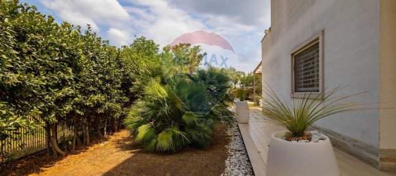 7 Schlafzimmer Villa in Bari, Italy, Nr. 148677 15