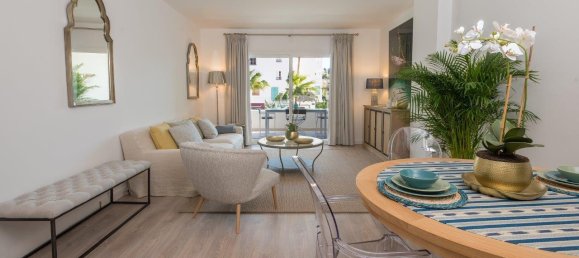 3 bedrooms Apartment in Nueva Andalucia, Spain No. 569 3