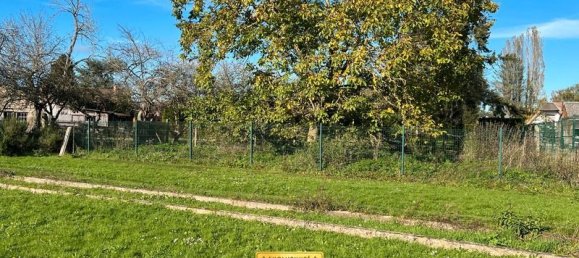 1077m² Land in Emalleville, France No. 192115 2