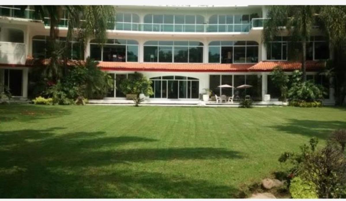  Building in Morelos, Mexico No. 199902