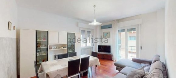 6-Zimmer Wohnung in Falconara Marittima, Italy, Nr. 270008 2