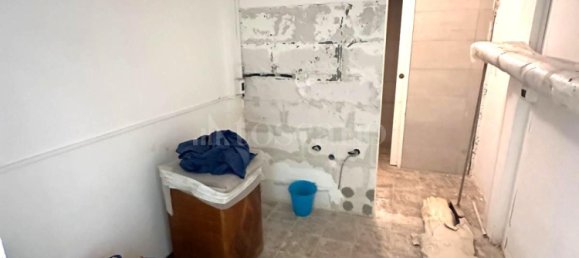 3 rooms Warehouse in Genoa, Italy No. 166079 13