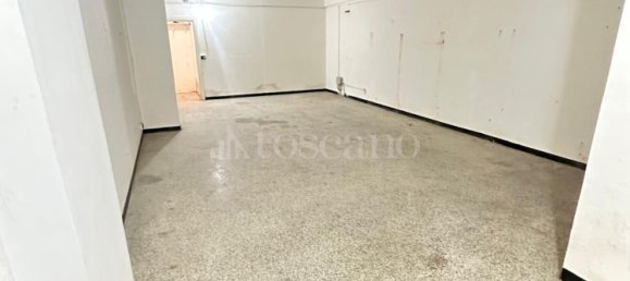 3 rooms Warehouse in Genoa, Italy No. 166079 4