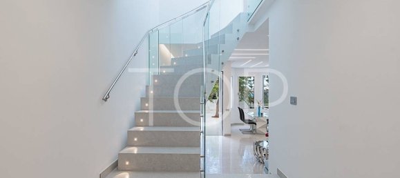 3 bedrooms Townhouse in Adeje, Spain No. 125146 4