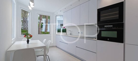 3 bedrooms Townhouse in Adeje, Spain No. 125146 7