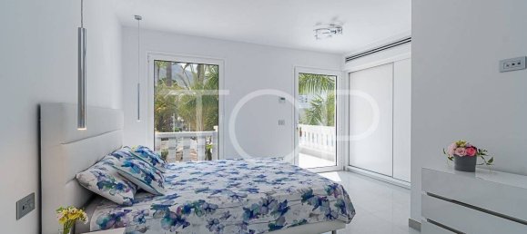 3 bedrooms Townhouse in Adeje, Spain No. 125146 9