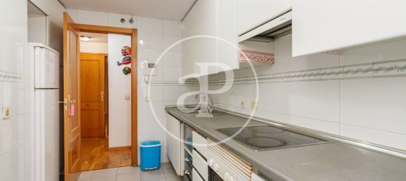 2 bedrooms Apartment in Madrid, Spain No. 159827 9
