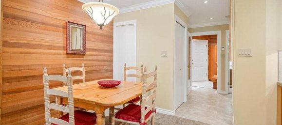 2 bedrooms House in British Columbia, Canada No. 1050 12