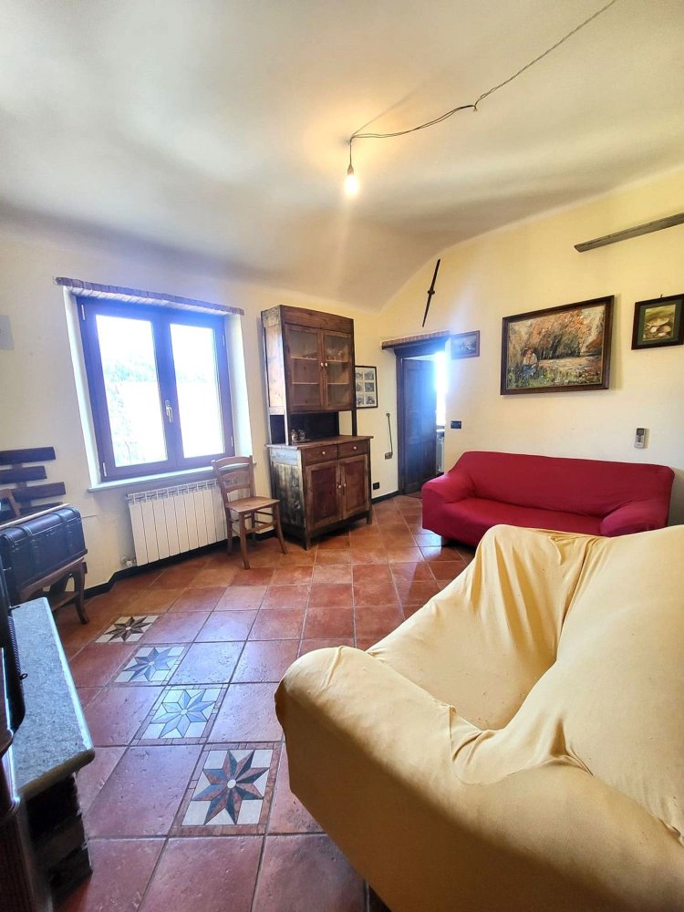 Apartamento de 3 habitaciónes en Sant'Olcese, Italy No. 145087