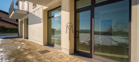 4-salle Appartement à Viano, Italy No. 174582 16