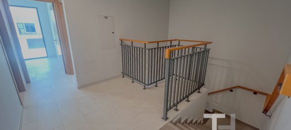 Moradia em banda T4 em Dubai Land, UAE N.º 28581 7