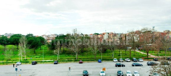 Квартира с 2 спальнями в Рим, Италия № 1901 18