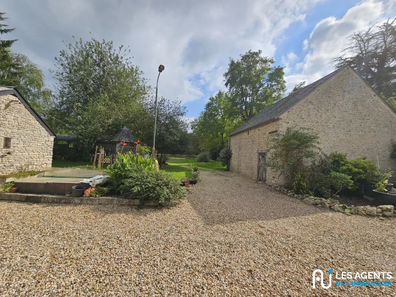 Дом с 4 спальнями в Жеминьи, Франция № 235451