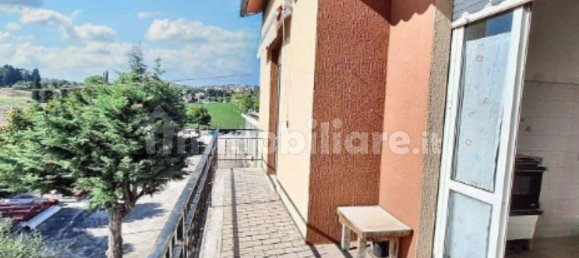 Apartamento de 5 dormitorios en Montecassiano, Italy No. 321865 3