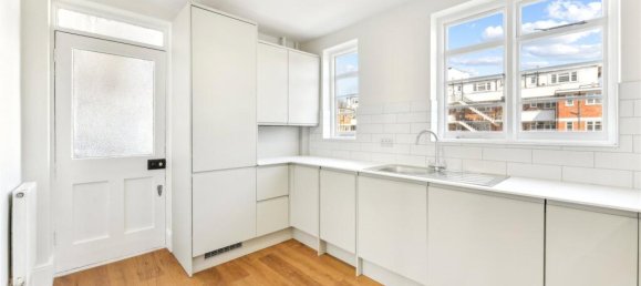 1 bedroom Apartment in London, United Kingdom No. 5286 11