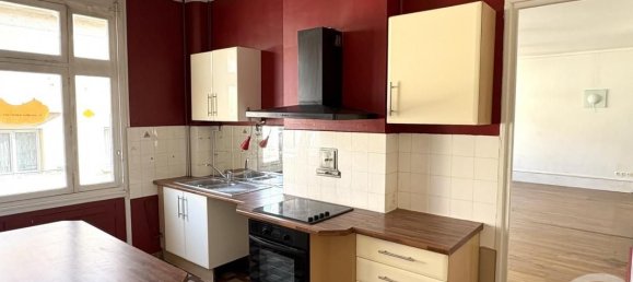 1 bedroom Apartment in Saint-Etienne, France No. 63467 4