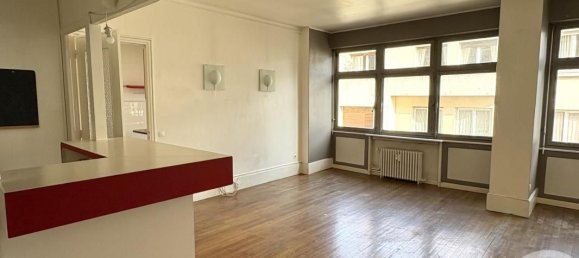 1 bedroom Apartment in Saint-Etienne, France No. 63467 9