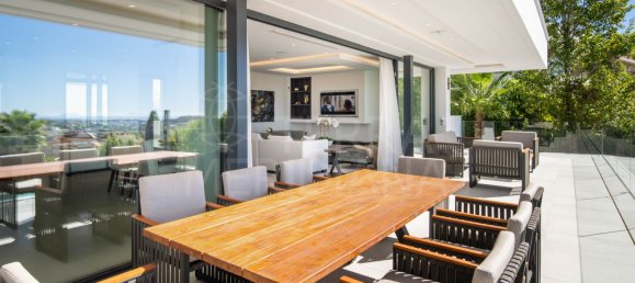 4 Schlafzimmer Villa in Marbella, Spain, Nr. 53399 11