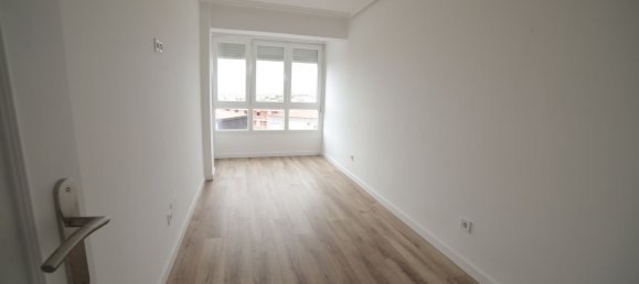 4 bedrooms Apartment in Santander, Spain No. 153307 17