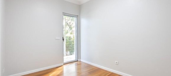 5 bedrooms Villa in Cascais, Portugal No. 198766 15