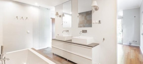 5 bedrooms Villa in Cascais, Portugal No. 198766 21