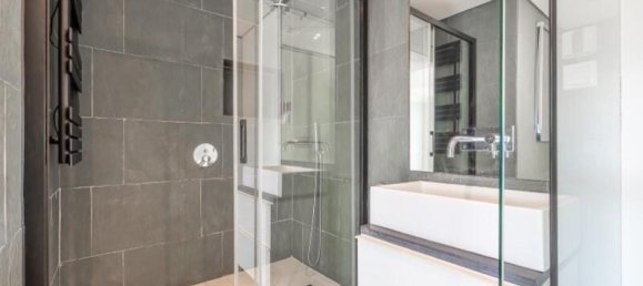 5 bedrooms Villa in Cascais, Portugal No. 198766 20