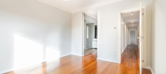 5 bedrooms Villa in Cascais, Portugal No. 198766 17