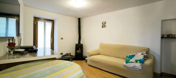 4 rooms Duplex in Carrara, Italy No. 45641 3