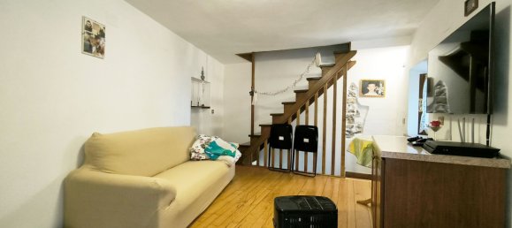 4 rooms Duplex in Carrara, Italy No. 45641 2
