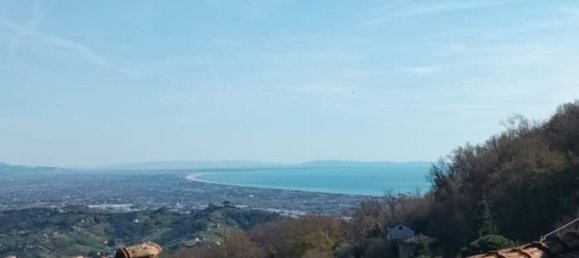 4 rooms Duplex in Carrara, Italy No. 45641 13