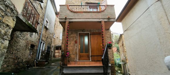 4 rooms Duplex in Carrara, Italy No. 45641 19