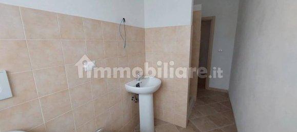 Apartamento de 3 dormitorios en Arezzo, Italy No. 213472 8