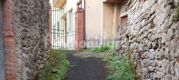 Apartamento de 3 dormitorios en Arezzo, Italy No. 213472 3