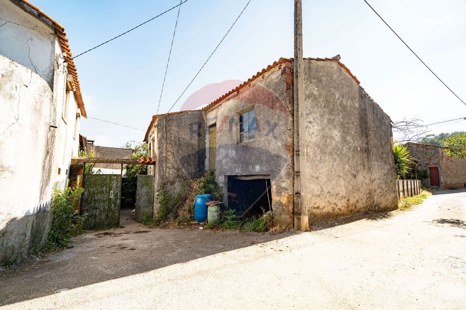 3 bedrooms House in Miranda do Corvo, Portugal No. 31284