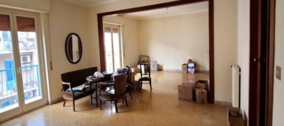 5 rooms Apartment in Palermo, Italy No. 168092 10