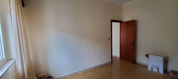 5 rooms Apartment in Palermo, Italy No. 168092 8