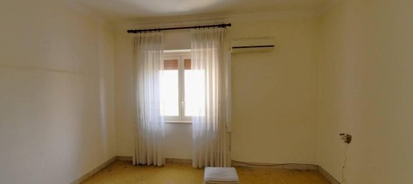 5 rooms Apartment in Palermo, Italy No. 168092 20