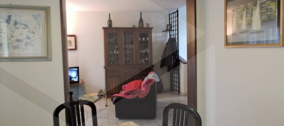 Квартира с 4 комнатами в Модена, Италия № 28935 5