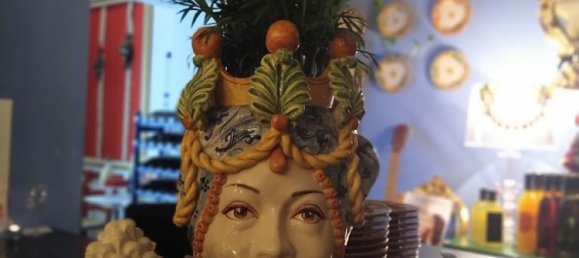 110m² Commercial property in Veneto, Italy No. 64898 12